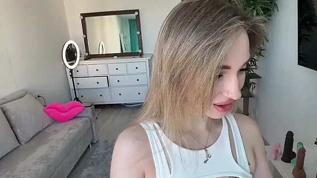 Victoria Jess online show from 10, 5, 2026