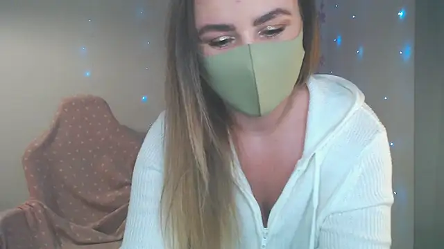 Snapshot of MillaVelvet chatting on 26, 5, 2026 MillaVelvet online show from 26, 5, 2026