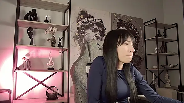 Snapshot of SeraphineSparda chatting on 1, 6, 2026 SeraphineSparda online show from 1, 6, 2026