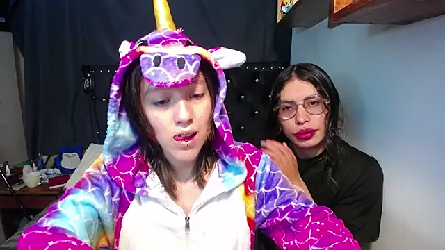Blair y Briar online show from 24, 7, 2026