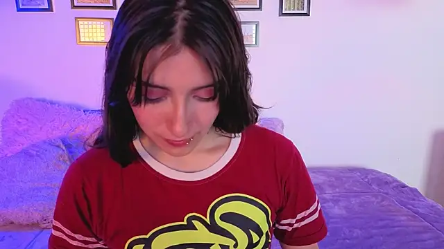 Snapshot of Kendaall_sweet chatting on 1, 7, 2026 Kendaall sweet online show from 1, 7, 2026