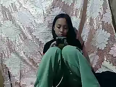 Yours AsianPinayGirl18 online show from 9, 5, 2026