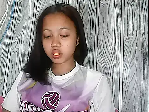 Yours AsianPinayGirl18 online show from 29, 7, 2026