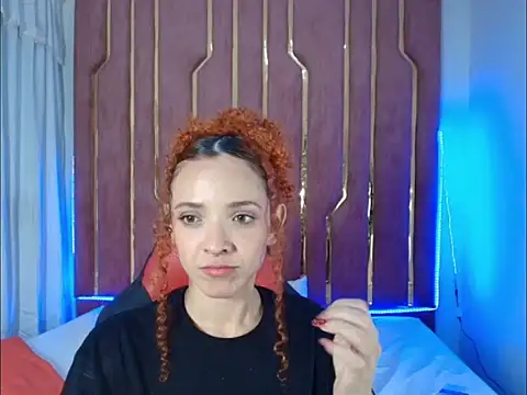 Snapshot of Kiaralovee26 chatting on 15, 5, 2026 Kiaralovee26 online show from 15, 5, 2026
