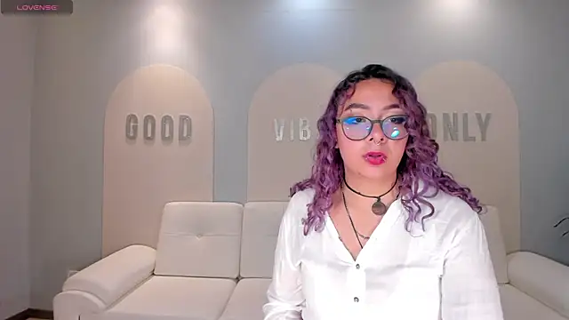 LoiseHarper online show from 3, 5, 2026