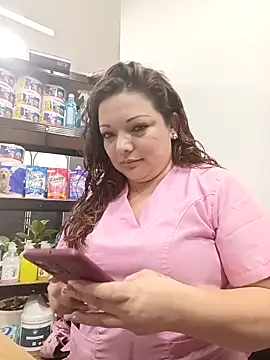 SAMANTHA--02 online show from 5, 5, 2026