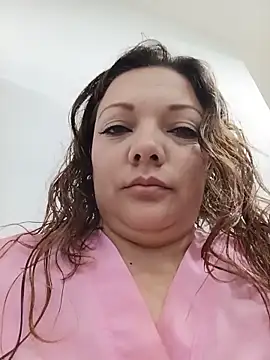 SAMANTHA--02 online show from 3, 6, 2026