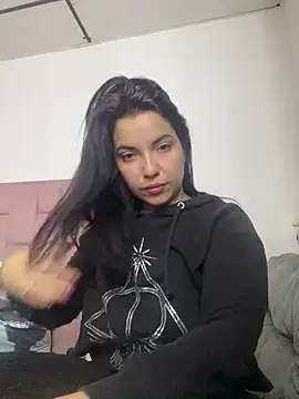 Snapshot of AngeliqueBoyer__ chatting on 6, 7, 2026 AngeliqueBoyer online show from 6, 7, 2026
