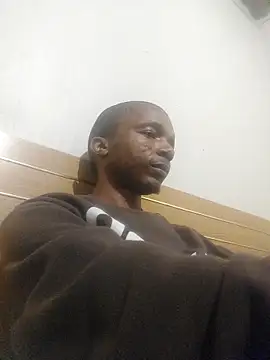 sixInchMan00 online show from 29, 4, 2026