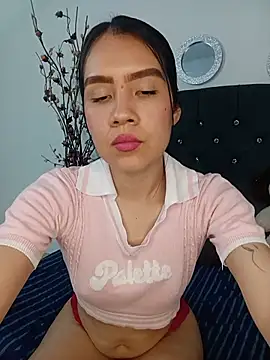 Snapshot of madiison_hot chatting on 19, 6, 2026 madiison hot online show from 19, 6, 2026