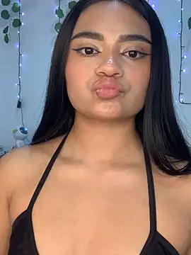 angiee boo1 online show from 12, 5, 2026