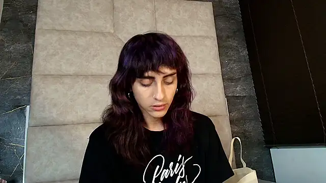 Snapshot of Divine_____ chatting on 20, 6, 2026 Divine online show from 20, 6, 2026