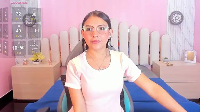 Snapshot of babe_vennus chatting on 1, 6, 2026 babe vennus online show from 1, 6, 2026