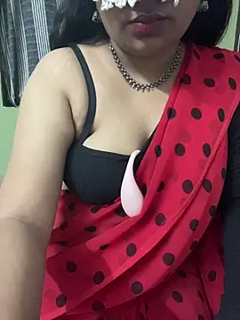 Snapshot of Tamil_Azhagie chatting on 23, 5, 2026 Tamil Azhagie online show from 23, 5, 2026