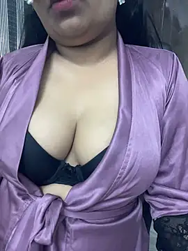 Snapshot of Tamil_Azhagie chatting on 31, 5, 2026 Tamil Azhagie online show from 31, 5, 2026