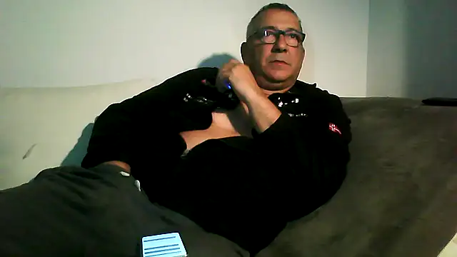 Soloyan online show from 10, 11, 2025