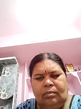 Snapshot of dheepika11 chatting on 7, 5, 2026 dheepika11 online show from 7, 5, 2026