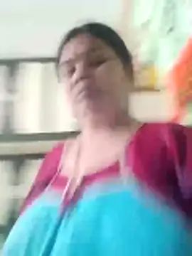 Snapshot of dheepika11 chatting on 5, 5, 2026 dheepika11 online show from 5, 5, 2026