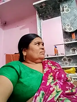Snapshot of dheepika11 chatting on 15, 7, 2026 dheepika11 online show from 15, 7, 2026