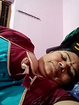 Snapshot of dheepika11 chatting on 25, 7, 2026 dheepika11 online show from 25, 7, 2026