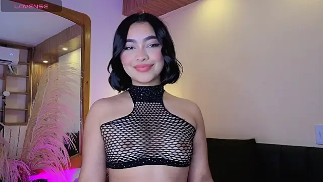 Snapshot of Chloe_monroee chatting on 5, 6, 2026 Chloe monroee online show from 5, 6, 2026