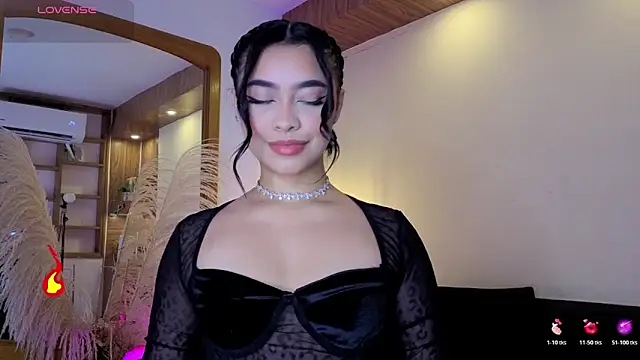 Snapshot of Chloe_monroee chatting on 7, 6, 2026 Chloe monroee online show from 7, 6, 2026