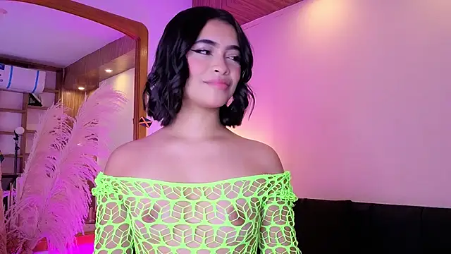 Snapshot of Chloe_monroee chatting on 18, 5, 2026 Chloe monroee online show from 18, 5, 2026