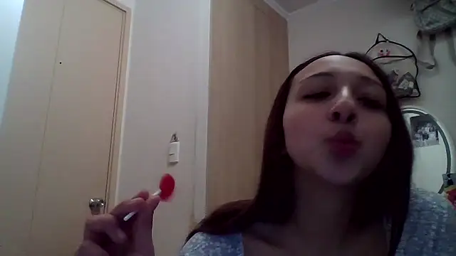 Snapshot of 010874 chatting on 6, 7, 2026 010874 online show from 6, 7, 2026