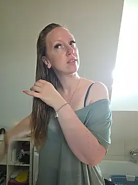 Snapshot of SweetGermanAlina chatting on 12, 7, 2026 SweetGermanAlina online show from 12, 7, 2026