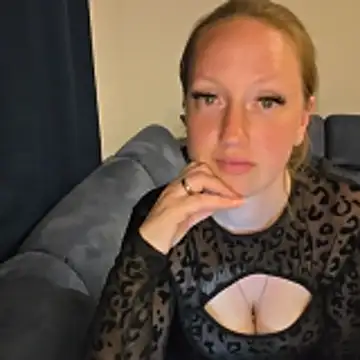 SweetGermanAlina online show from 6, 5, 2026