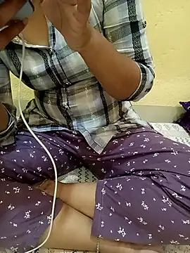 Snapshot of Seema_yadav01 chatting on 30, 5, 2026 Seema yadav01 online show from 30, 5, 2026