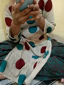 Snapshot of Seema_yadav01 chatting on 7, 6, 2026 Seema yadav01 online show from 7, 6, 2026
