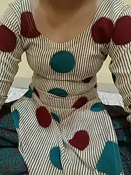 Snapshot of Seema_yadav01 chatting on 20, 5, 2026 Seema yadav01 online show from 20, 5, 2026