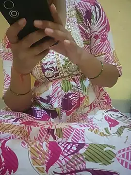 Snapshot of Seema_yadav01 chatting on 5, 5, 2026 Seema yadav01 online show from 5, 5, 2026