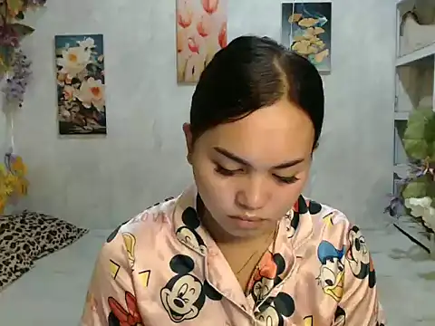 Snapshot of ur_asiankat chatting on 26, 6, 2026 ur asiankat online show from 26, 6, 2026