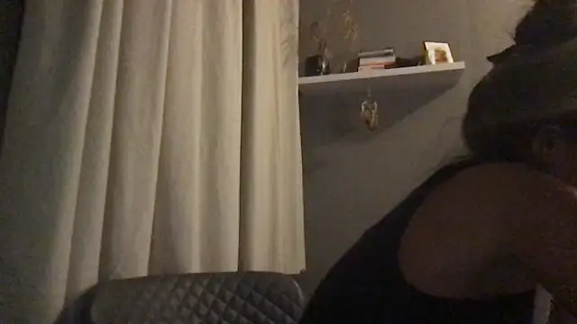 Miss juicybabes online show from 8, 5, 2026