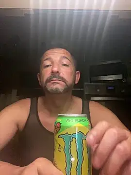 Snapshot of daddy3945 chatting on 4, 6, 2026 daddy3945 online show from 4, 6, 2026