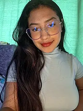 Hot Sophy  online show from 28, 5, 2026