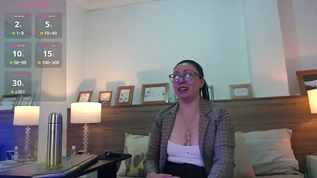 FranciscaVera online show from 9, 6, 2026