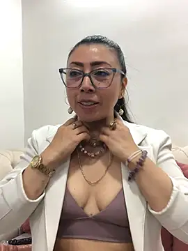 FranciscaVera online show from 11, 7, 2026
