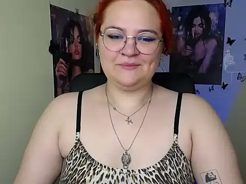 Snapshot of RinaRiii chatting on 8, 7, 2026 RinaRiii online show from 8, 7, 2026