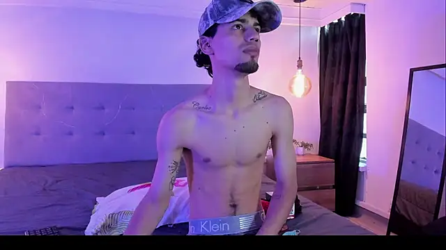 MichaelEvanss  online show from 22, 5, 2026