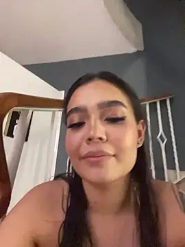 Snapshot of miadecker chatting on 26, 7, 2026 miadecker online show from 26, 7, 2026
