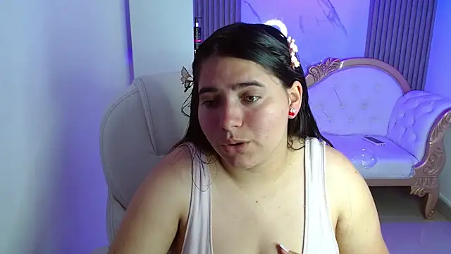 Snapshot of Laurha_ chatting on 1, 6, 2026 Laurha online show from 1, 6, 2026