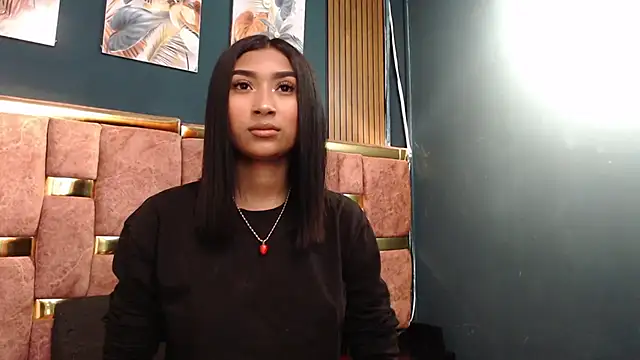 Snapshot of Mia_konor06 chatting on 25, 5, 2026 Mia konor06 online show from 25, 5, 2026