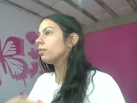 pamelaamorette online show from 3, 6, 2026