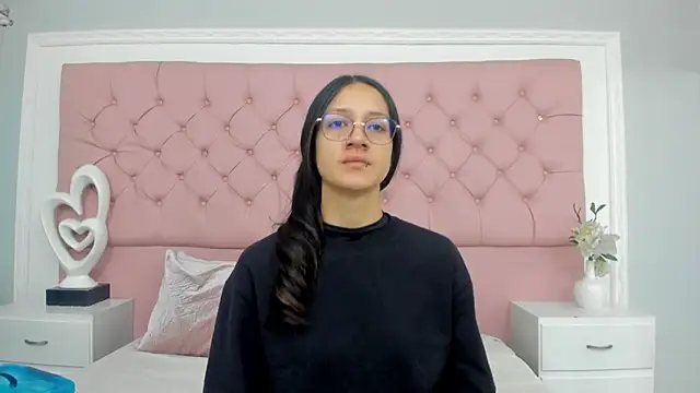 SarahDoll   online show from 5, 6, 2026