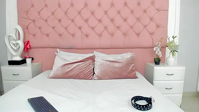 Snapshot of SarahDoll__ chatting on 20, 6, 2026 SarahDoll online show from 20, 6, 2026
