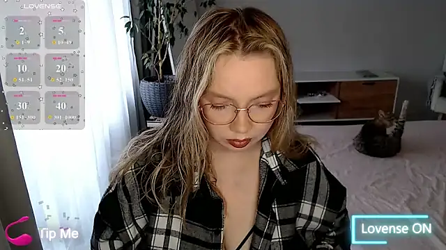 PolinaXXXXXJones online show from 25, 6, 2026