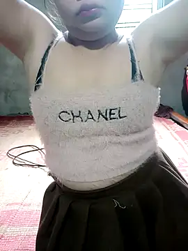 Lily Henry online show from 3, 5, 2026